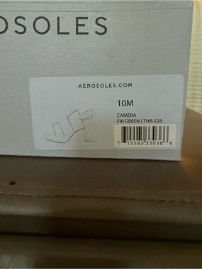 AEROSOLES Camera Fir Green Leather Platform Sandal